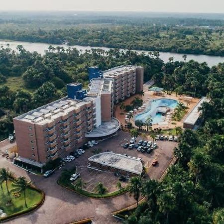 Apartamento Em Resort Баррейриньяс Экстерьер фото