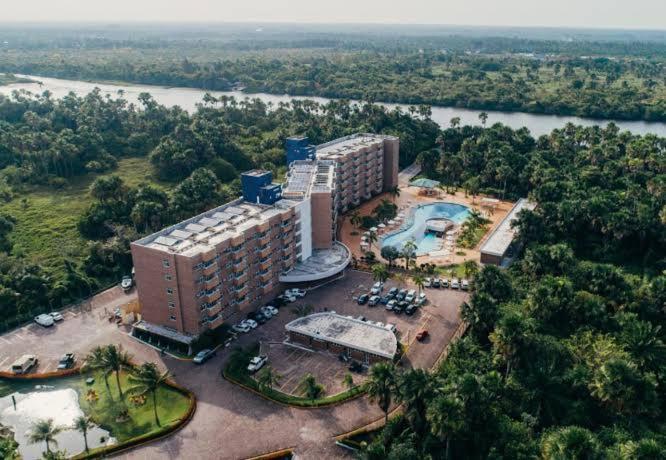 Apartamento Em Resort Баррейриньяс Экстерьер фото